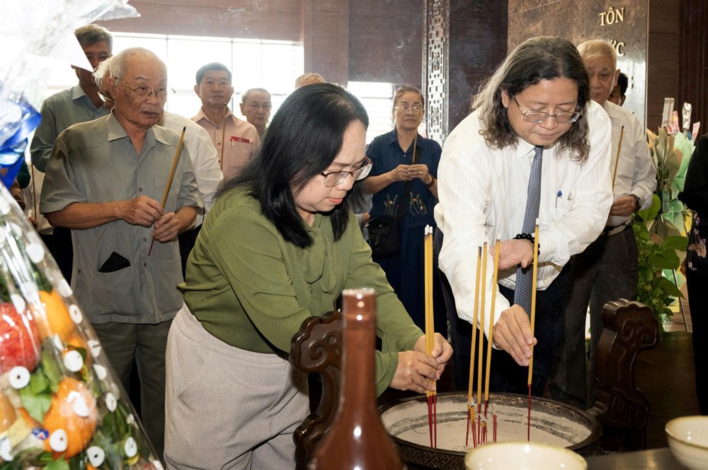 Bảo tàng Tôn Đức Thắng kỷ niệm 138 năm ngày sinh Bác Tôn - ảnh 3