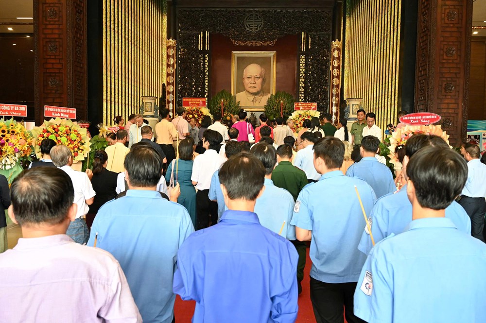 Bảo tàng Tôn Đức Thắng kỷ niệm 138 năm ngày sinh Bác Tôn - ảnh 1