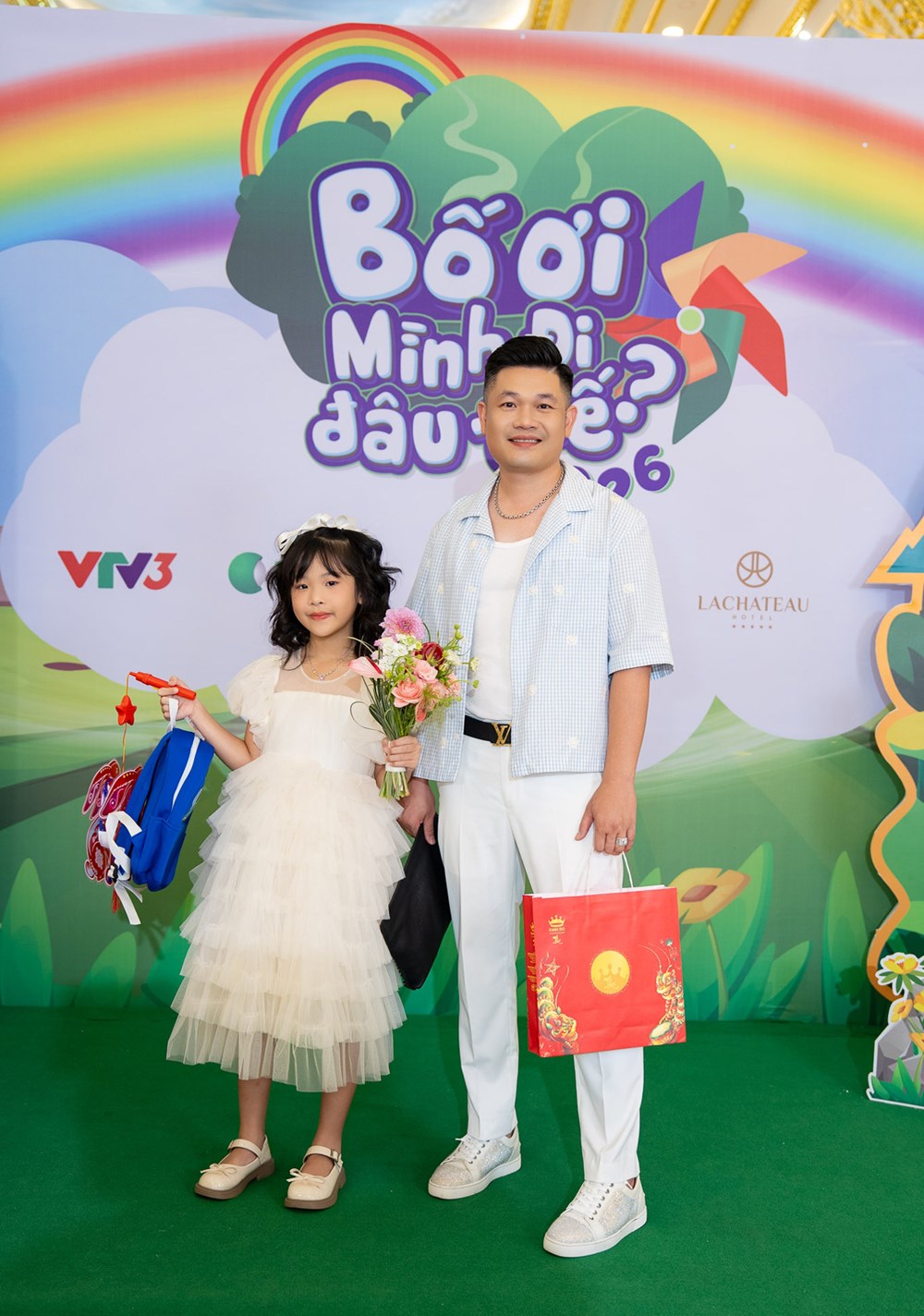 Lộ diện cặp cha con nghệ sĩ trong “Bố ơi mình đi đâu thế?” mùa 6 - ảnh 6