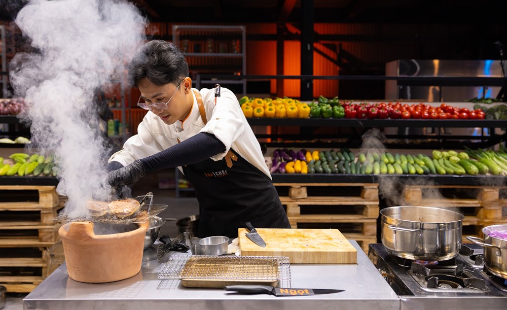 10 năm không nói chuyện với ba, đầu bếp Top Chef Việt gửi lời qua món ăn - ảnh 1