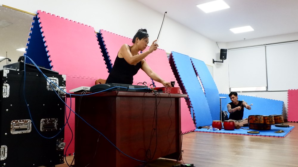 “Ngưỡng” - cuộc gặp giữa chất liệu văn hóa Việt Nam và múa đương đại - ảnh 3