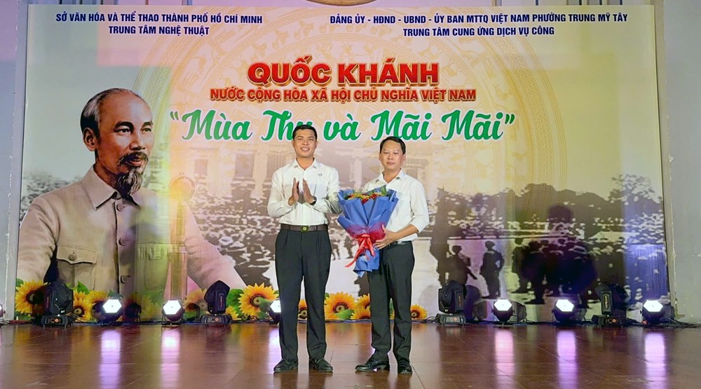 “Mùa Thu và mãi mãi” viết tiếp bản hùng ca về TP.HCM - ảnh 1