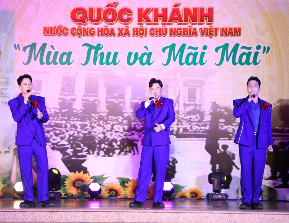 “Mùa Thu và mãi mãi” viết tiếp bản hùng ca về TP.HCM - ảnh 4