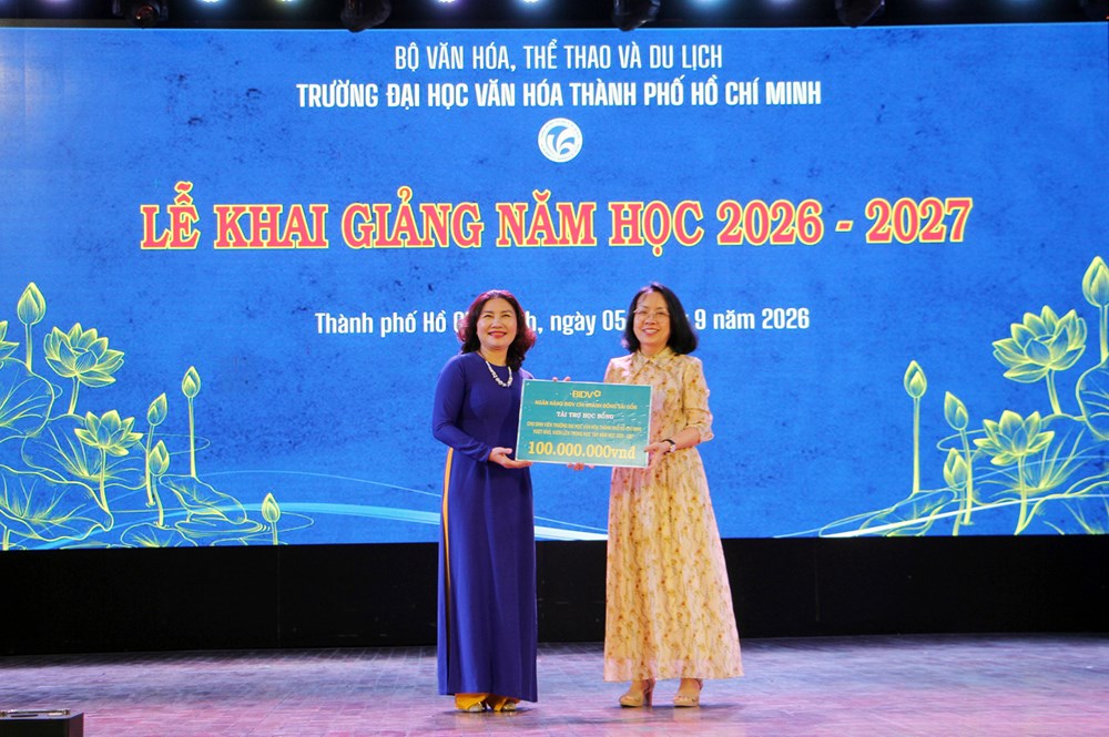 1.446 tân sinh viên chính thức gia nhập Trường Đại học Văn hóa TP.HCM - ảnh 5