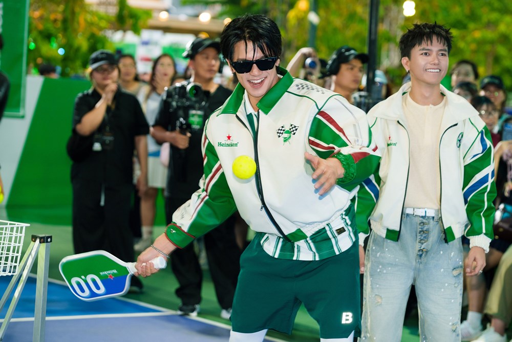 Hàng ngàn người hâm mộ hội tụ tại “The World Of Heineken®”, biến hành trình “Từ Fan Thành Bạn” thành hàng trăm ngàn kết nối - ảnh 13