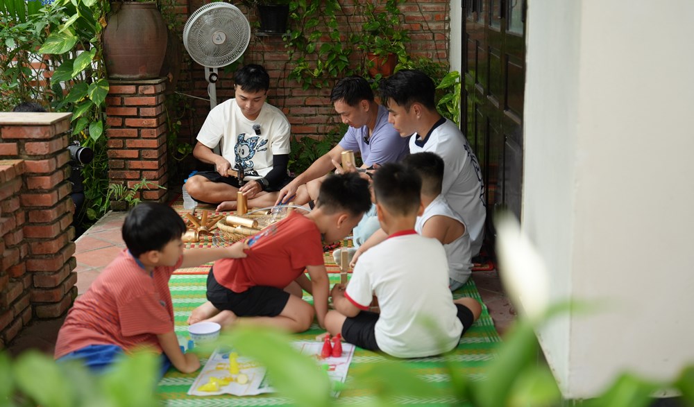 Các ông bố 8x-9x kể chuyện tuổi thơ Trung thu - ảnh 4