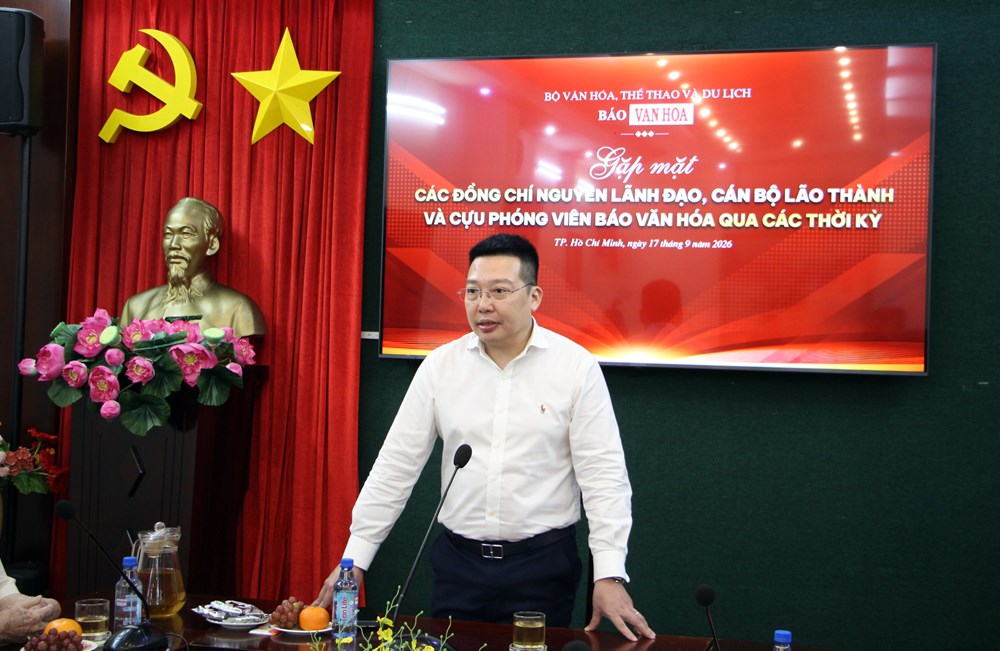 Báo Văn Hóa gặp mặt các thế hệ cán bộ, phóng viên tại TP.HCM - ảnh 2