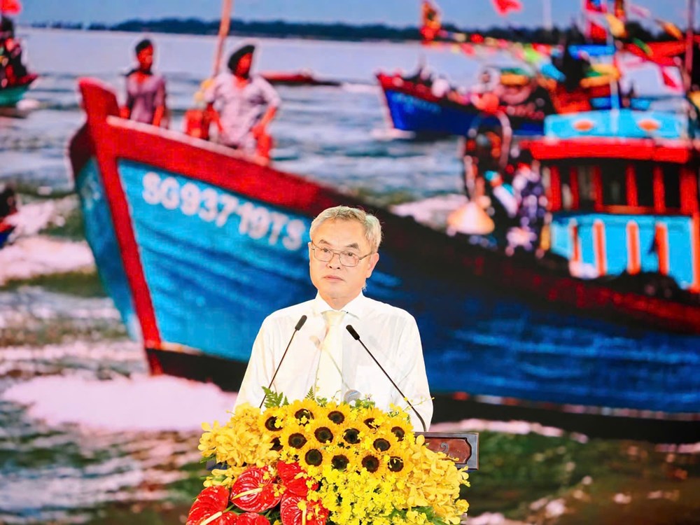 Tri ân người bám biển - ảnh 2