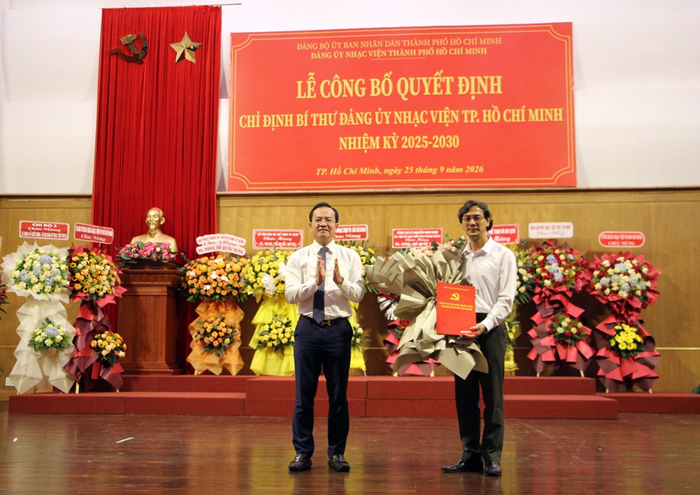 NSND Đỗ Quốc Hưng được chỉ định giữ chức Bí thư Đảng ủy Nhạc viện TP.HCM - ảnh 2