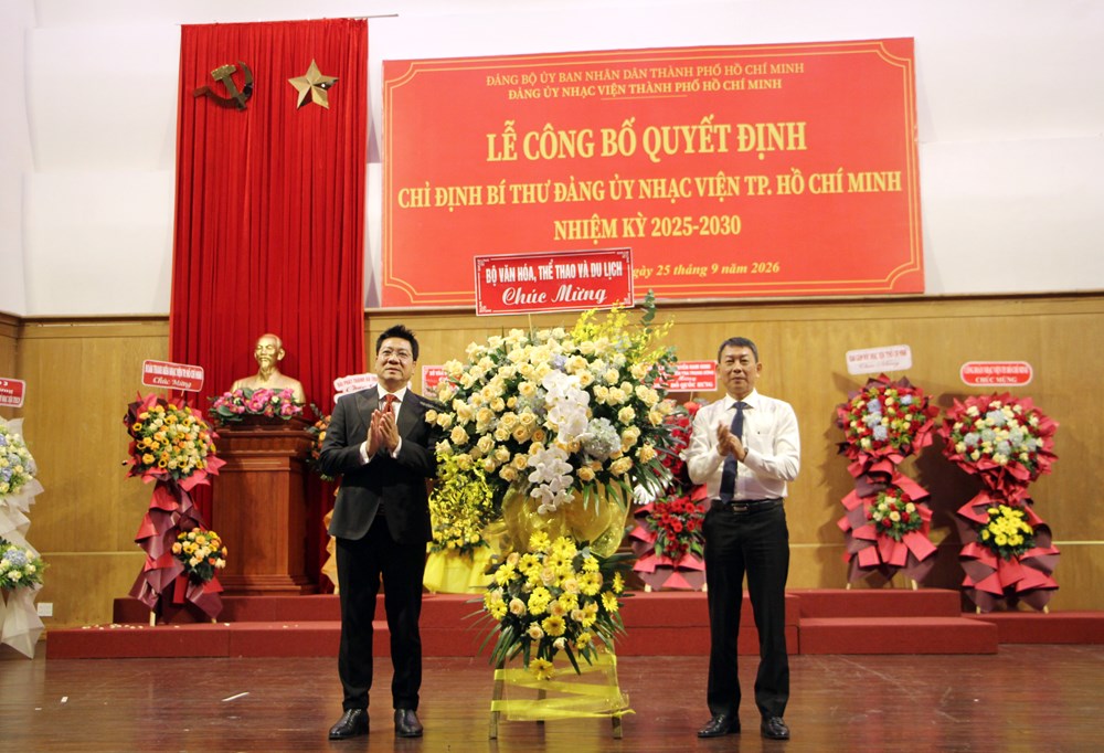 NSND Đỗ Quốc Hưng được chỉ định giữ chức Bí thư Đảng ủy Nhạc viện TP.HCM - ảnh 1