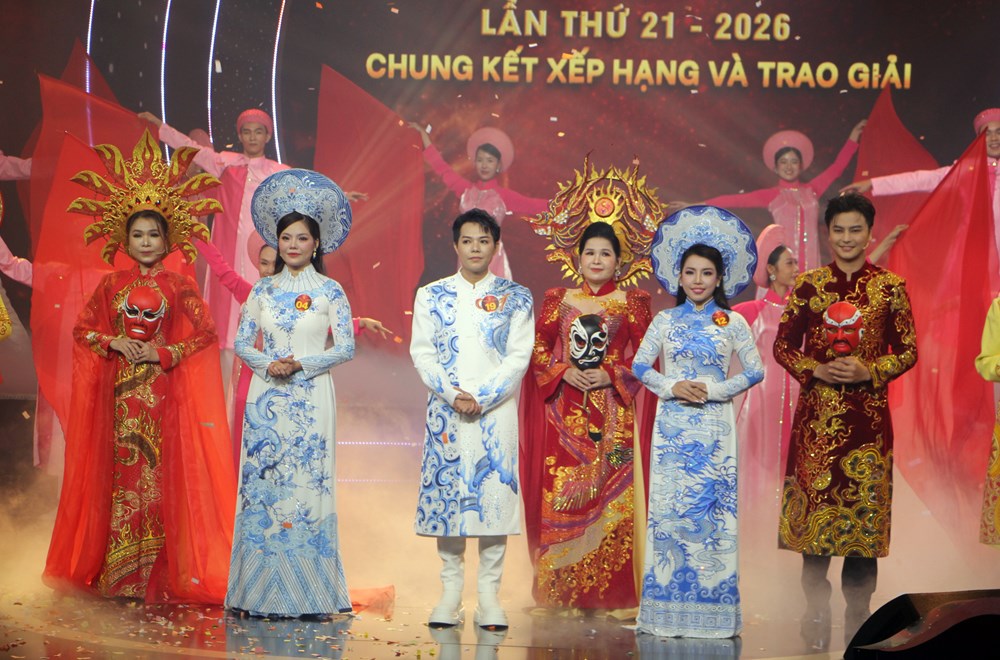 Huỳnh Kim Tho đoạt Chuông vàng vọng cổ 2026 - ảnh 6