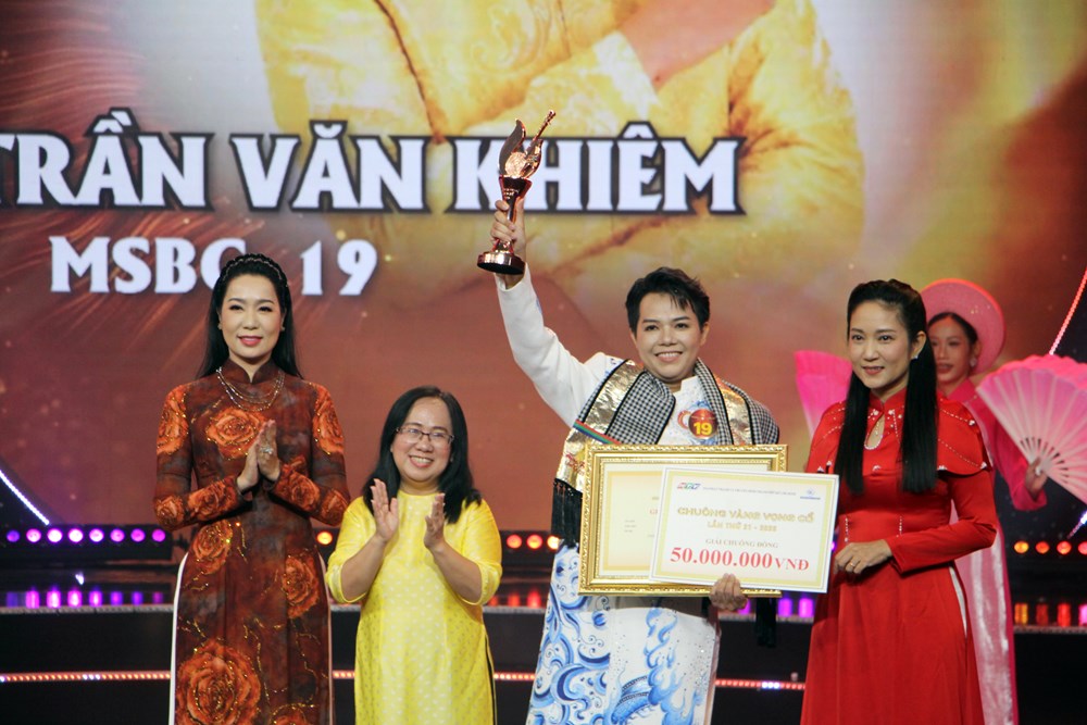 Huỳnh Kim Tho đoạt Chuông vàng vọng cổ 2026 - ảnh 9