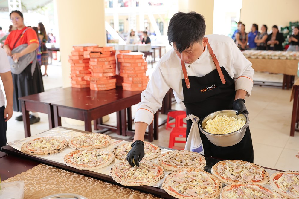 Trước chung kết, Top 5 Top Chef Việt Nam 2026 vượt khỏi căn bếp quen thuộc - ảnh 4