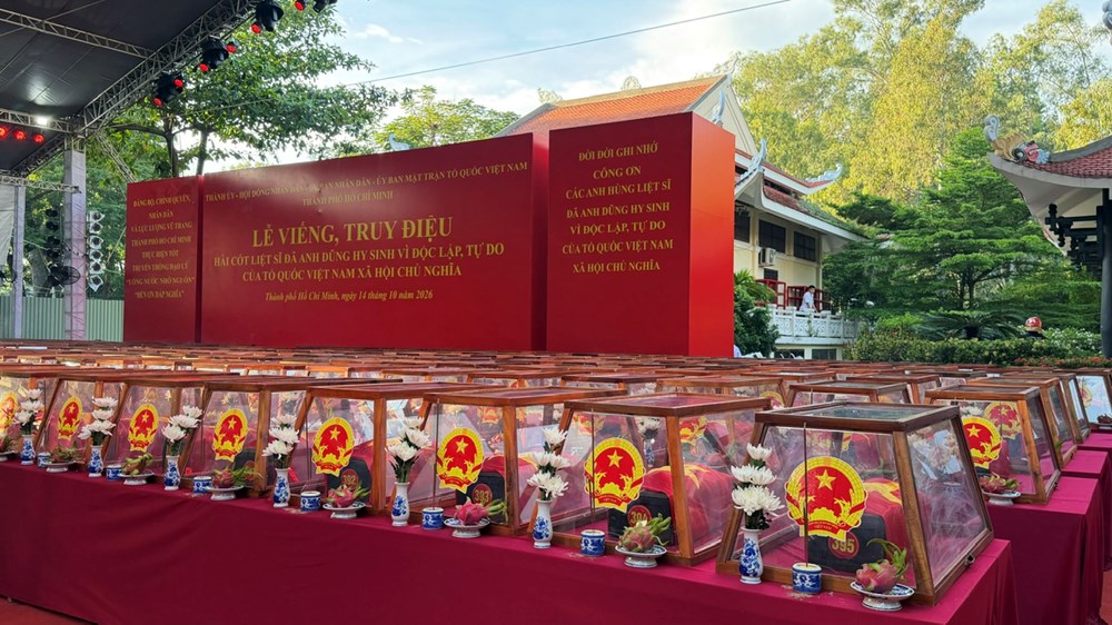 Sáng nay 14.10, tiễn đưa 731 liệt sĩ về Nghĩa trang Liệt sĩ TP.HCM - ảnh 1