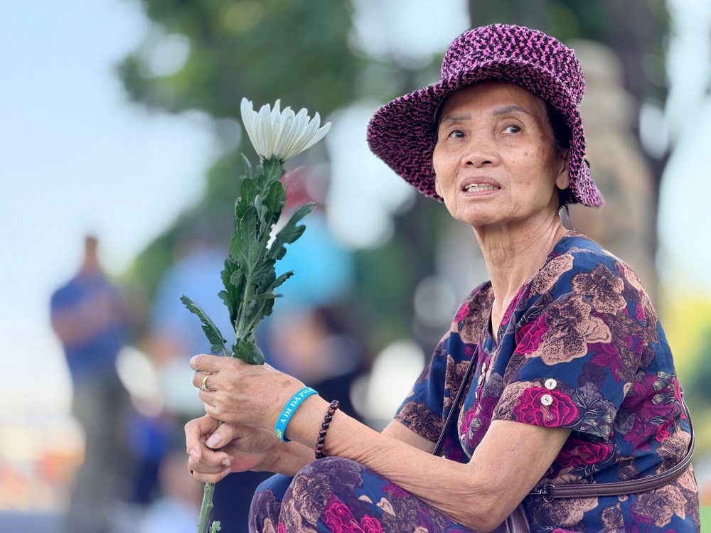 “Kính xin hương hồn các liệt sĩ hãy xem quê hương TP.HCM là nơi đất lành để yên nghỉ” - ảnh 6