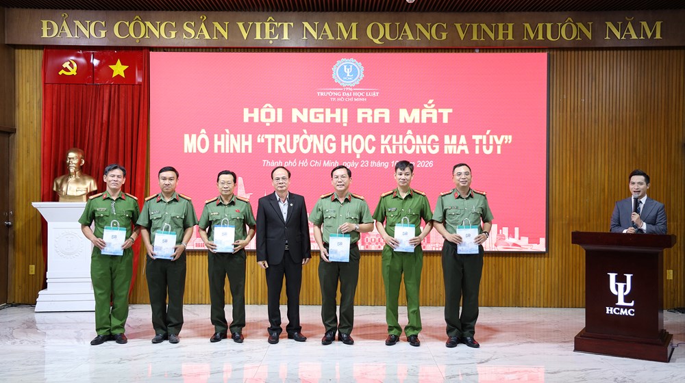Một trường đại học ra mắt mô hình “Trường học không ma túy” - ảnh 3