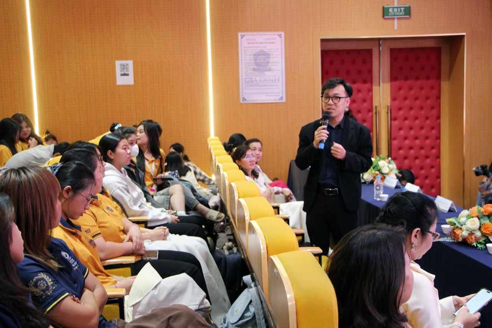 Unitour Heritage Ho Chi Minh City đưa di sản đến gần sinh viên - ảnh 3