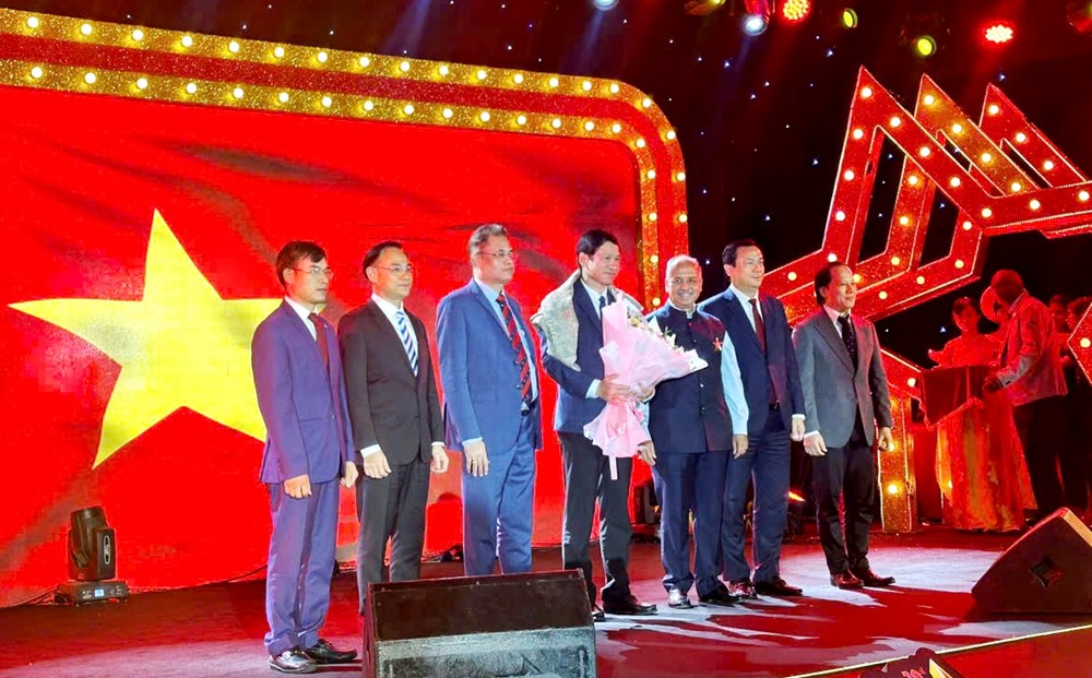 Việt Nam là điểm đến tin cậy, an toàn, hấp dẫn - ảnh 1
