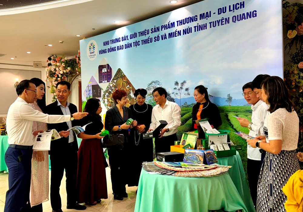Thúc đẩy phát triển toàn diện đời sống đồng bào dân tộc thiểu số ở Tuyên Quang - ảnh 3