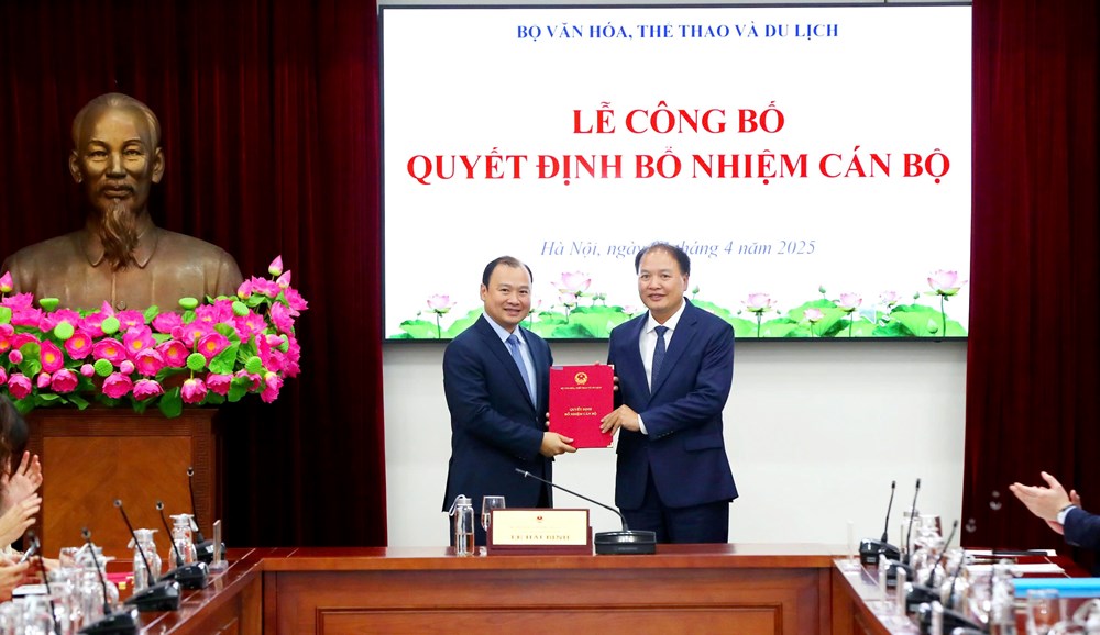 Bộ VHTTDL trao quyết định điều động, bổ nhiệm cán bộ của 8 đơn vị trực thuộc - ảnh 4