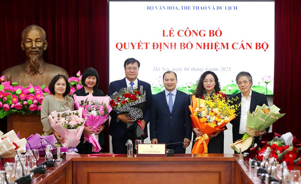 Bộ VHTTDL trao quyết định điều động, bổ nhiệm cán bộ của 8 đơn vị trực thuộc - ảnh 15