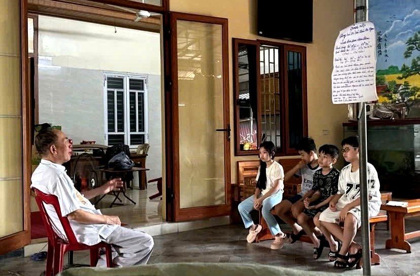 Nội quy “khối nghỉ hè” của ông nội gây sốt mạng xã hội - ảnh 1