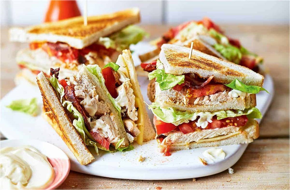 Vòng quanh thế giới qua những “chiếc sandwich” - ảnh 2