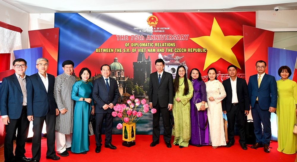 75 năm từ nhịp cầu ký ức đến tiếng vọng tương lai - ảnh 1