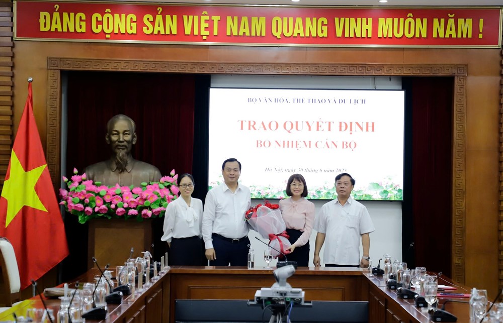 Cục Du lịch Quốc gia Việt Nam và Vụ Kế hoạch tài chính có thêm lãnh đạo - ảnh 4