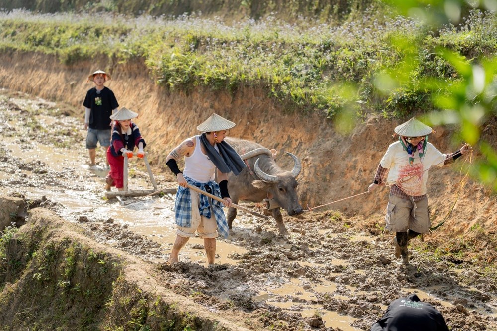 Homestay tại Lào Cai kín phòng 3 tháng liên tiếp nhờ “Gia đình Haha“ - ảnh 2