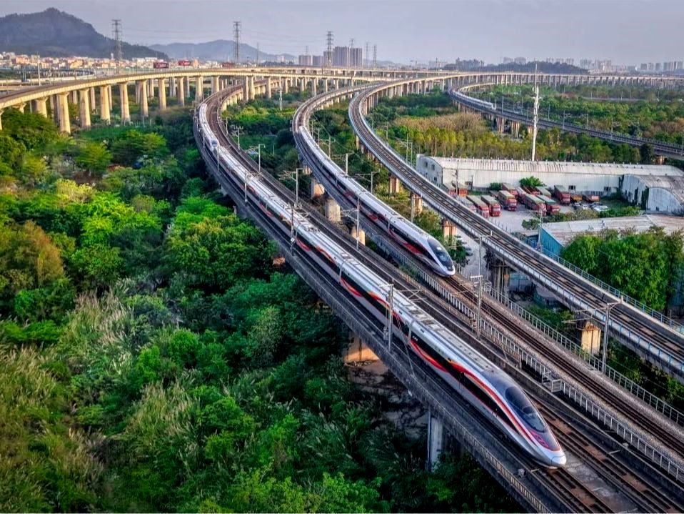 Hình mẫu toàn cầu và tầm nhìn kết nối giao thông quốc tế - ảnh 1