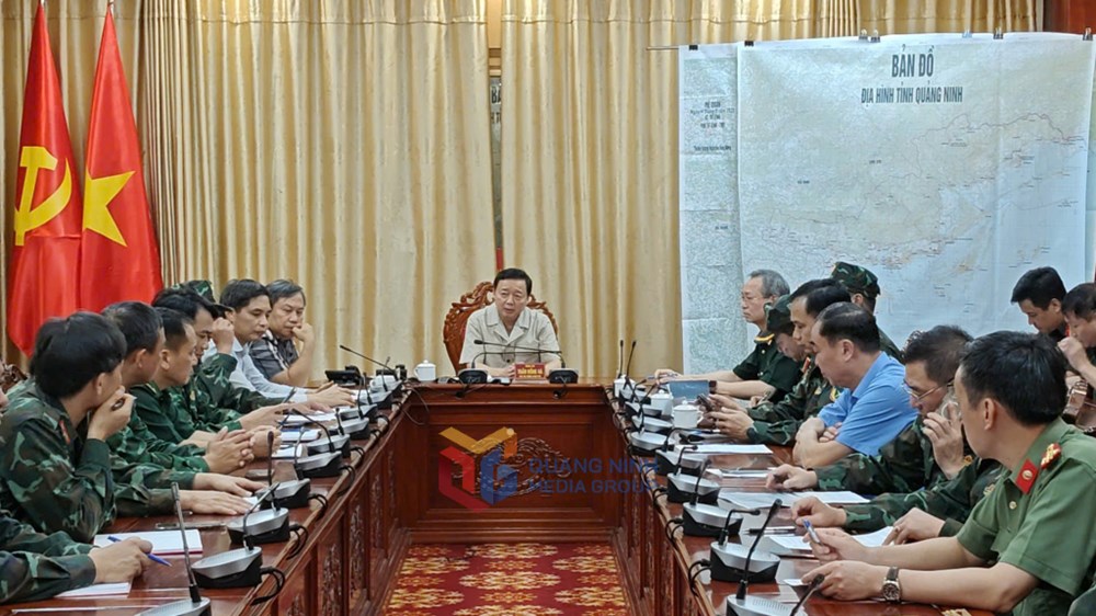 Thủ tướng yêu cầu khẩn trương tìm kiếm cứu nạn, khắc phục hậu quả - ảnh 1
