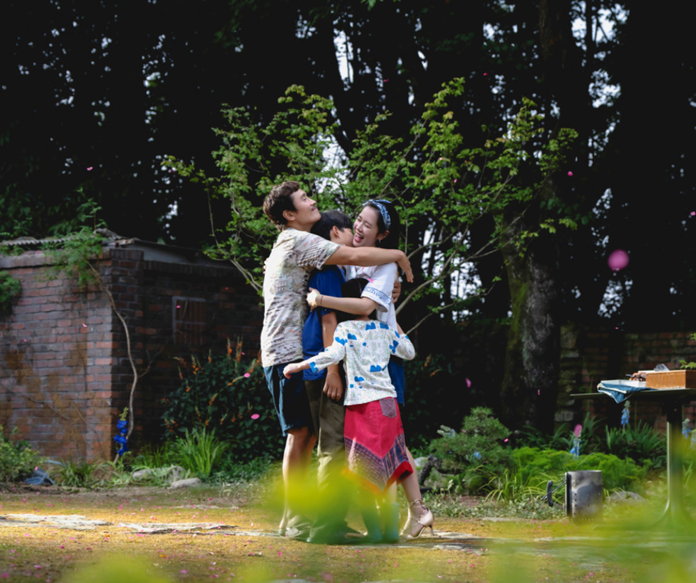 Mở màn bằng phim “No Other Choice” của Park Chan-wook - ảnh 1
