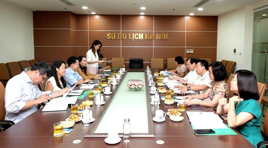 Kiểm tra công tác quản lý nhà nước về du lịch tại Hà Nội - ảnh 1