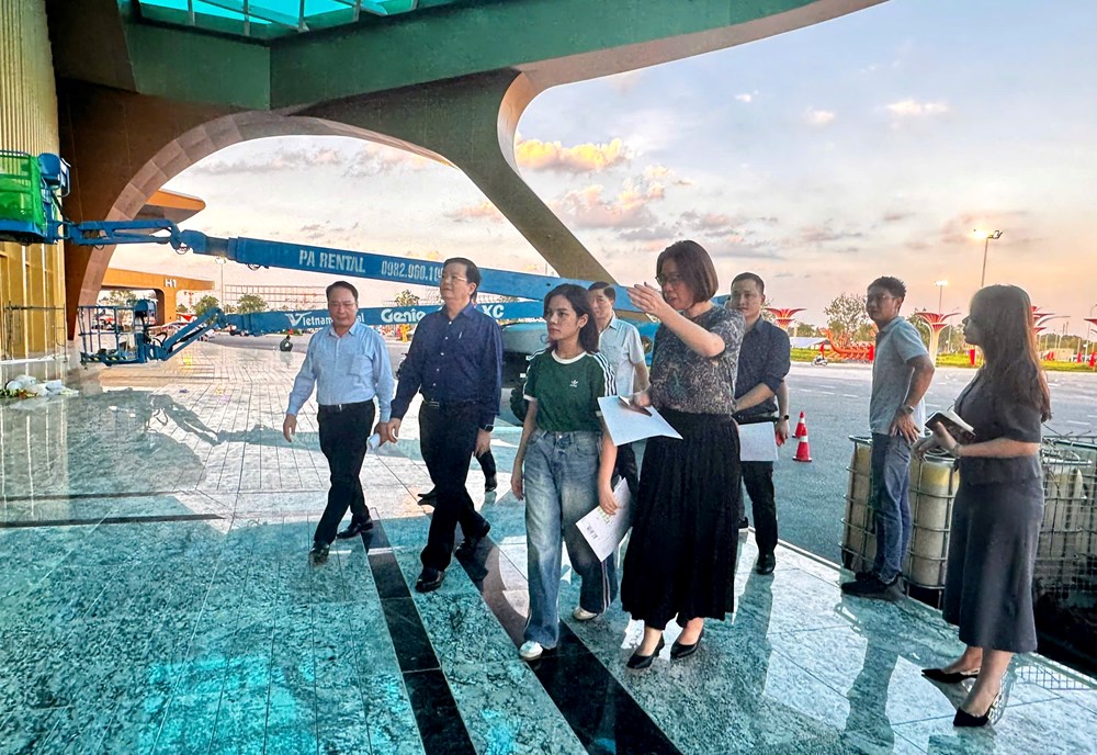 Đẩy nhanh tiến độ thi công Triển lãm, hoàn thành trước ngày 15.8 - ảnh 1
