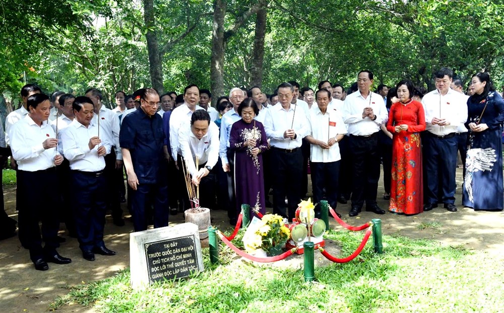 Chủ tịch Quốc hội Trần Thanh Mẫn về nguồn tại ATK Tân Trào - ảnh 4