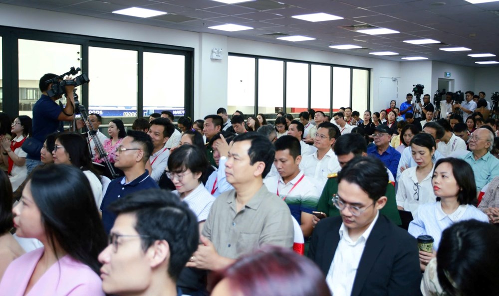 Khai trương Trung tâm Báo chí Triển lãm thành tựu đất nước - ảnh 7