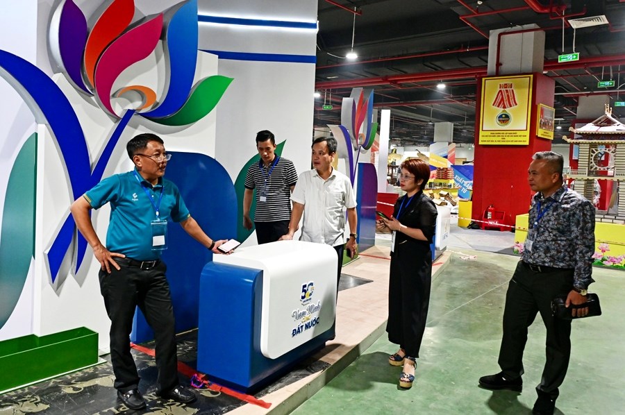 Du lịch ghi dấu ấn 65 năm phát triển chuyên nghiệp - ảnh 2