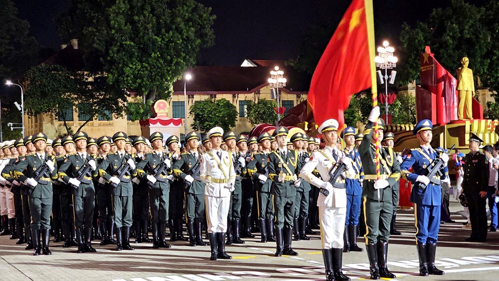 Trước giờ tổng duyệt diễu binh, diễu hành A80 - ảnh 7