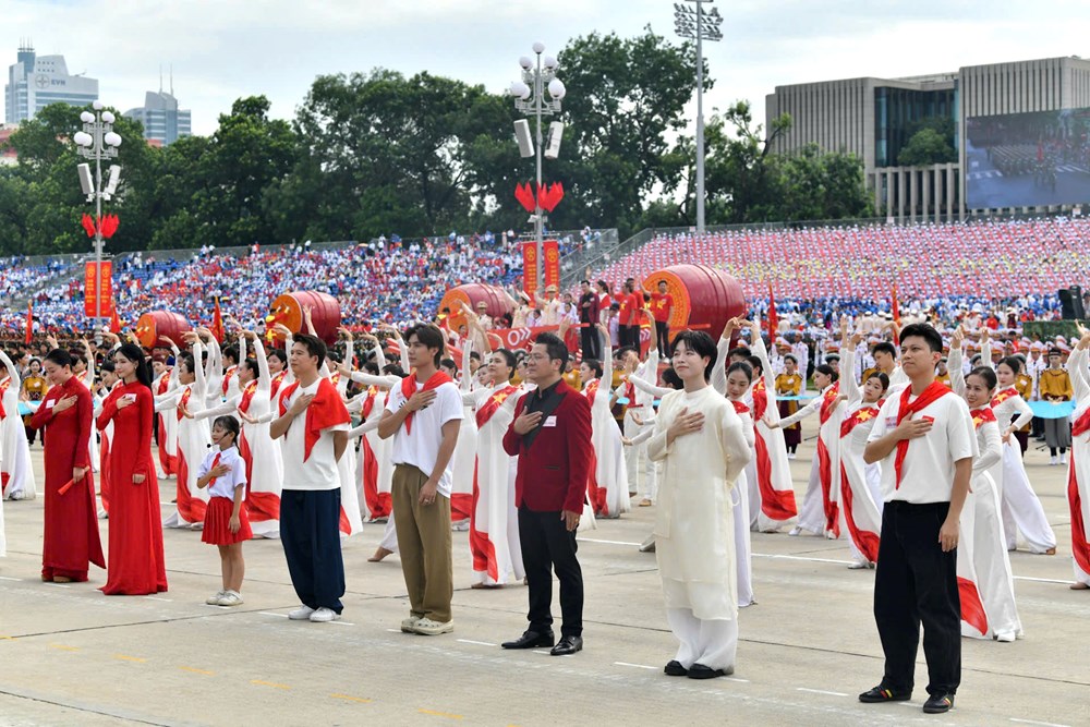 Dư âm tuyệt vời sau chương trình Tổng duyệt A80 thành công - ảnh 12