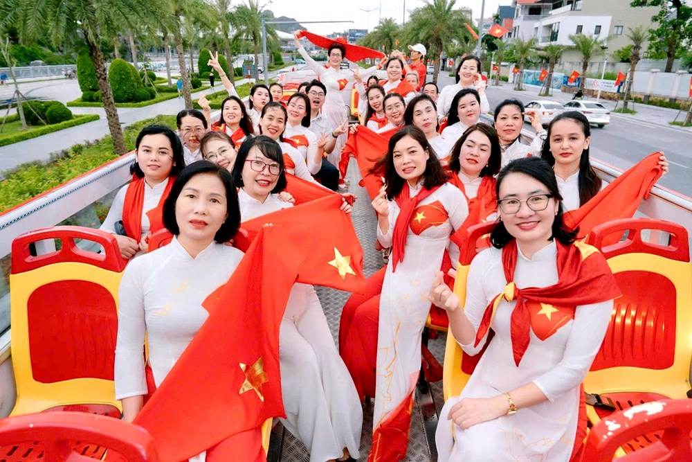 Quảng Ninh: Hút khách dịp 2.9 dù thời tiết bất lợi - ảnh 3