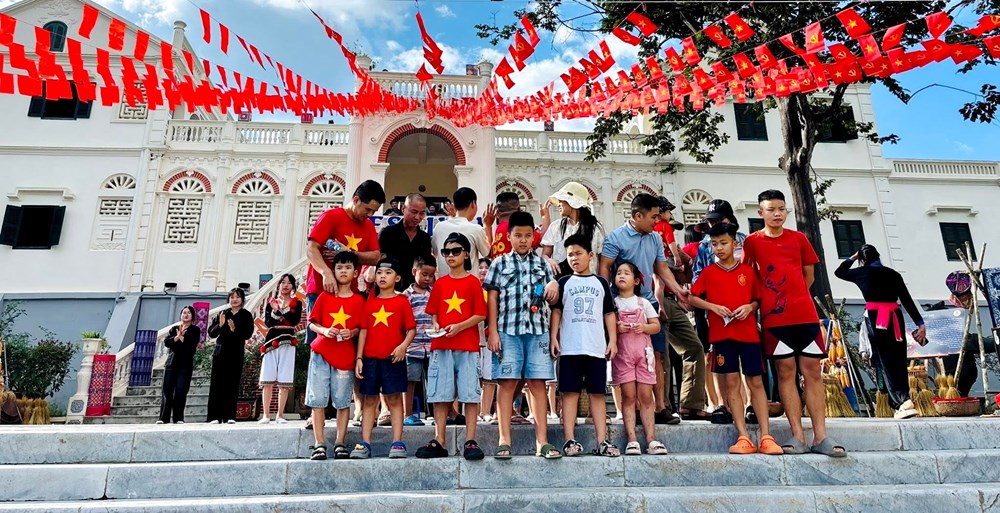 Đón hơn 5,5 triệu lượt khách, lan tỏa tinh thần 80 năm Quốc khánh - ảnh 2