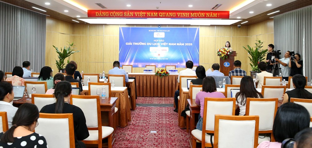 Tôn vinh 115 doanh nghiệp, đơn vị tiêu biểu của ngành - ảnh 6