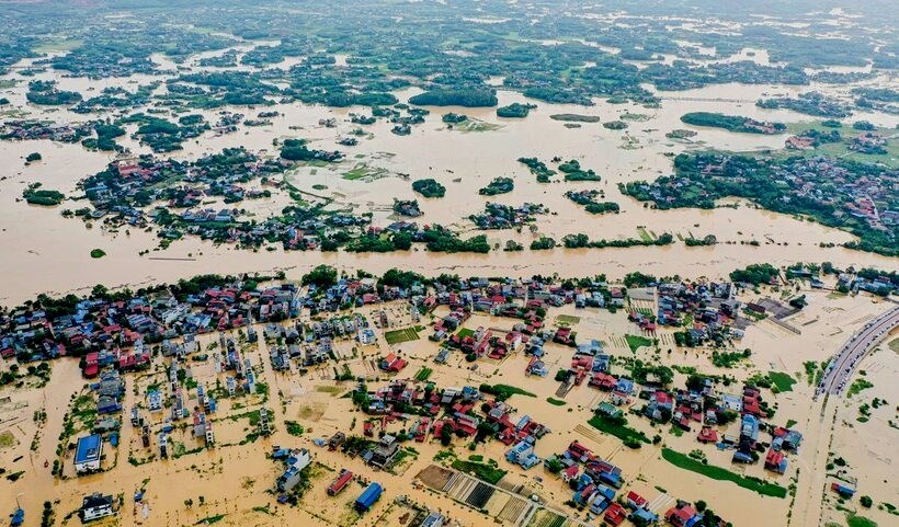 Nghĩa đồng bào - Ngọn lửa ấm giữa mùa bão lũ - ảnh 1