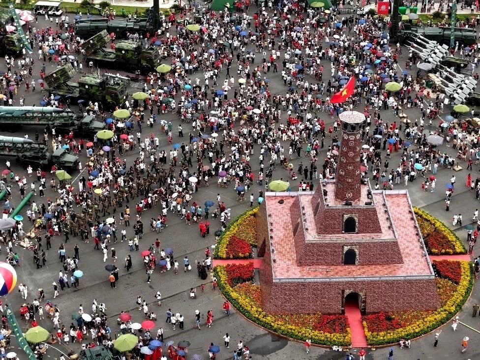 Xây dựng tour “Hội chợ mùa Thu 2025” - ảnh 3