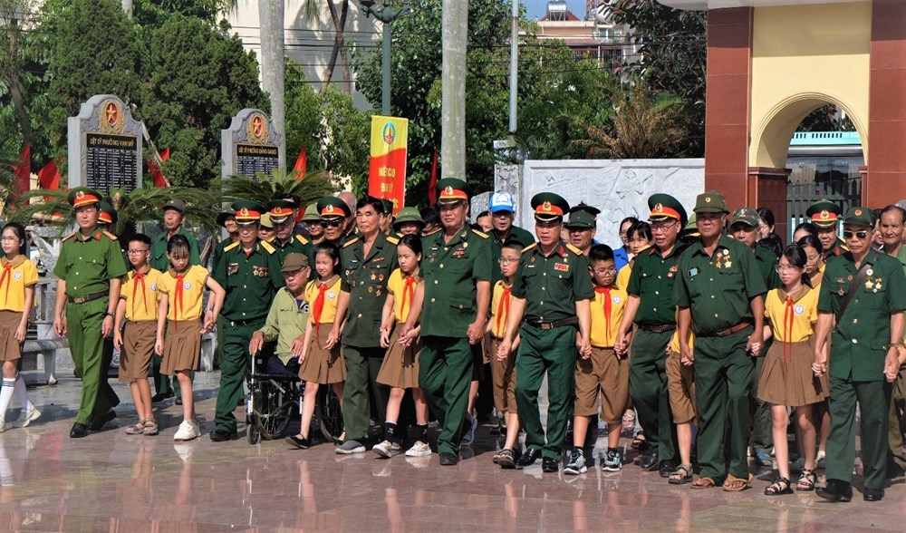 “Trên mặt trận mới” - Khi người lính bước tiếp trong thời bình - ảnh 4