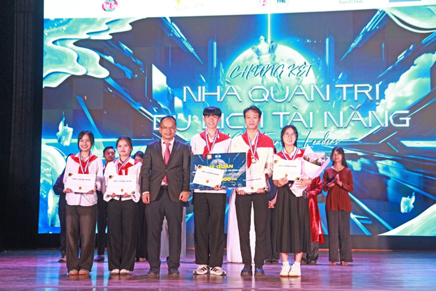 Khơi mở tư duy mới cho thế hệ quản trị viên tương lai - ảnh 2