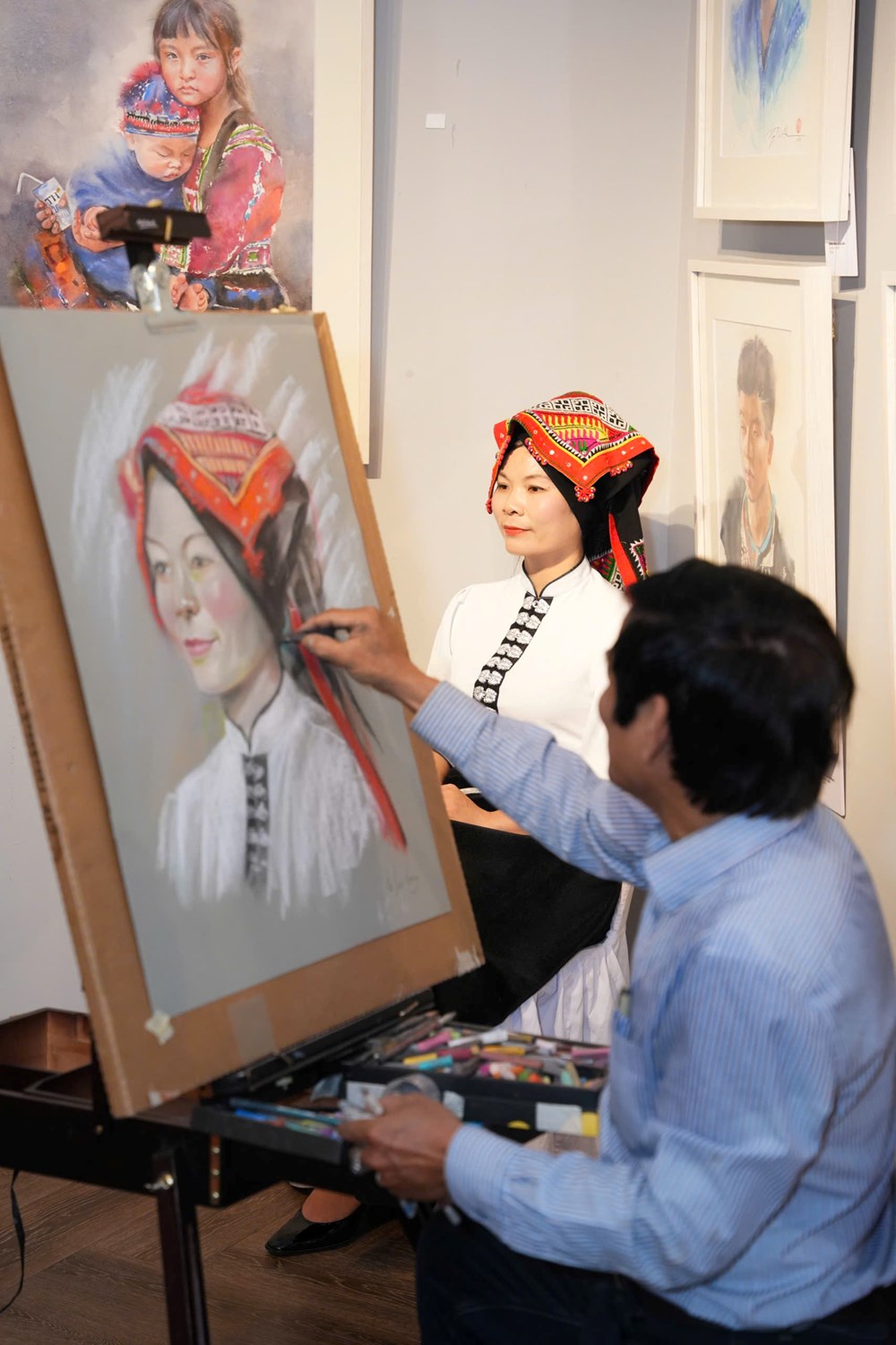 Khi những bức chân dung trở về với nguyên mẫu - ảnh 4