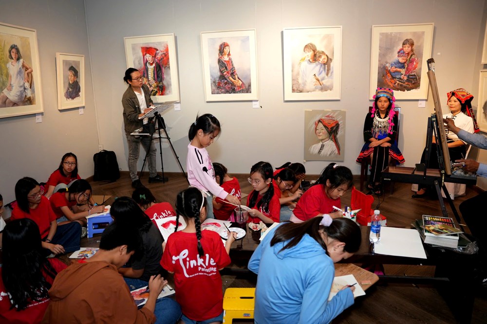 Khi những bức chân dung trở về với nguyên mẫu - ảnh 6