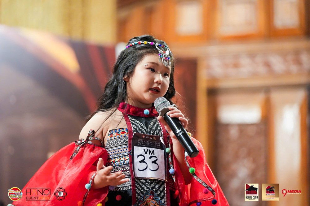 Đặng Nhã Anh Thư giành Huy chương vàng thanh nhạc - ảnh 1